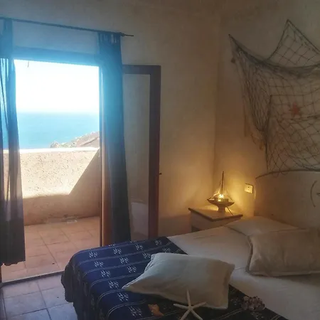 X 1 3 Susy 帕拉迪索海岸